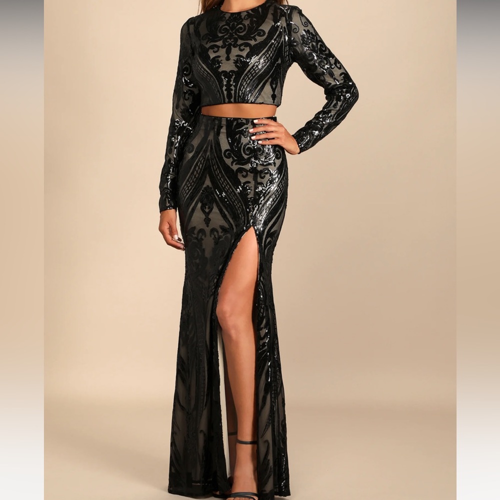 Lulus- Luxe Aesthetic Black Sequin Long Sleeve Two-Piece Maxi Dress -Size Small